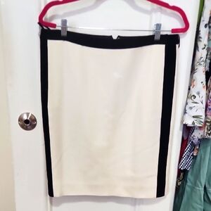 Elegant Black and Cream Pencil Skirt